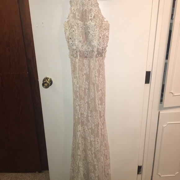 Prom dress - Picture 3 of 4